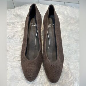 STUART WEITZMAN Solar Pumps Gray
Goose Bump Nappa, Size: 8 M